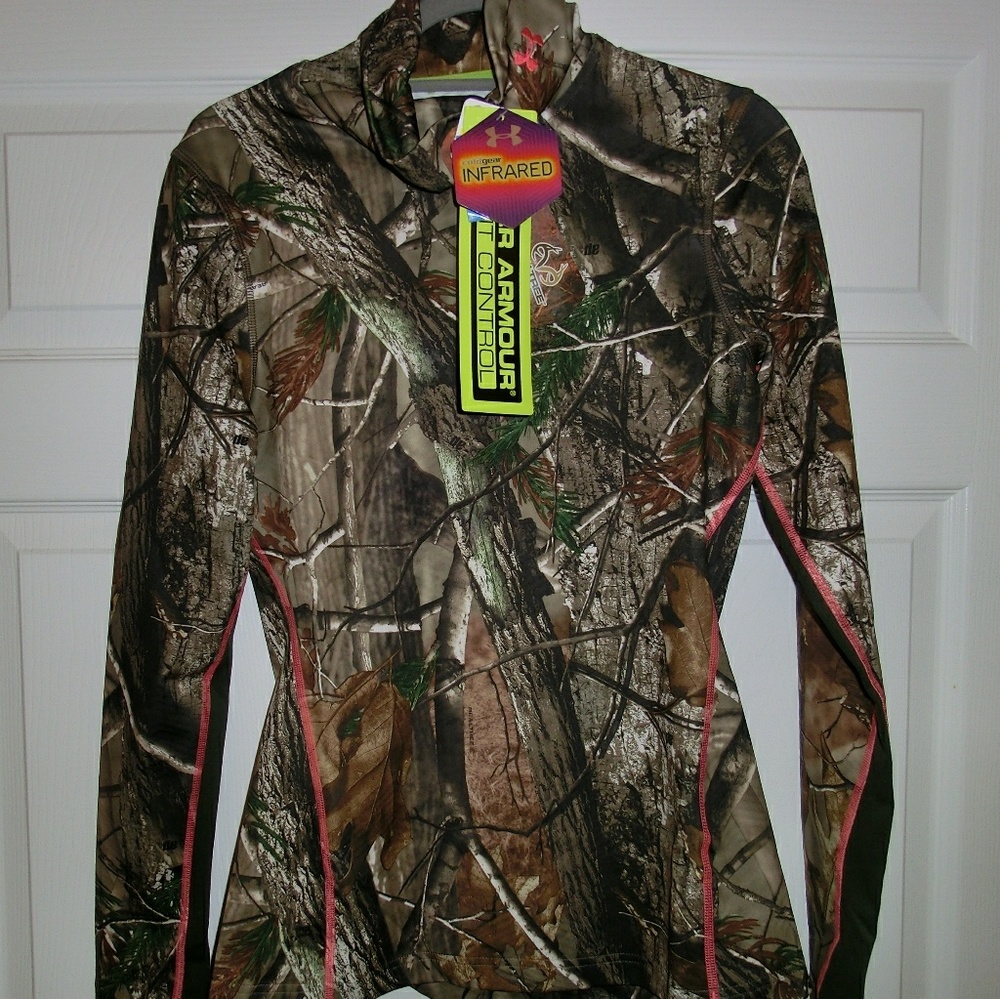 Under Armour RealTree AP (NWT)
